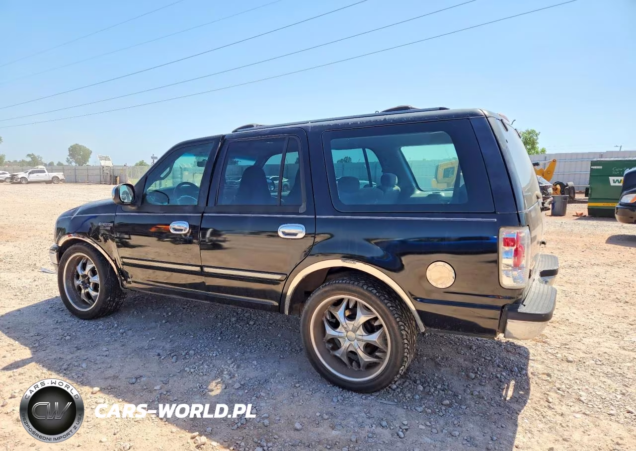 2000 Ford Expedition Xlt VIN:1FMRU1560YLA56556 - 2