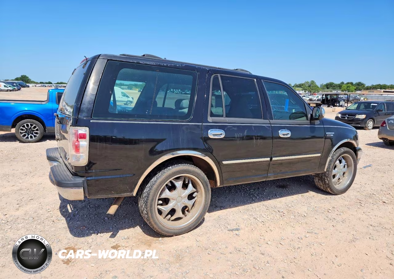 2000 Ford Expedition Xlt VIN:1FMRU1560YLA56556 - 3