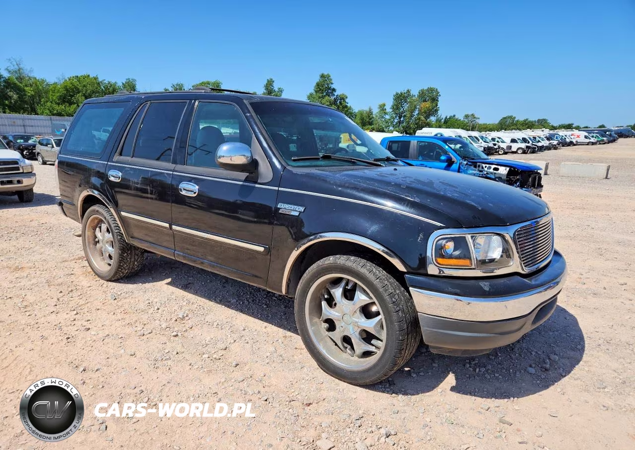 2000 Ford Expedition Xlt VIN:1FMRU1560YLA56556 - 4