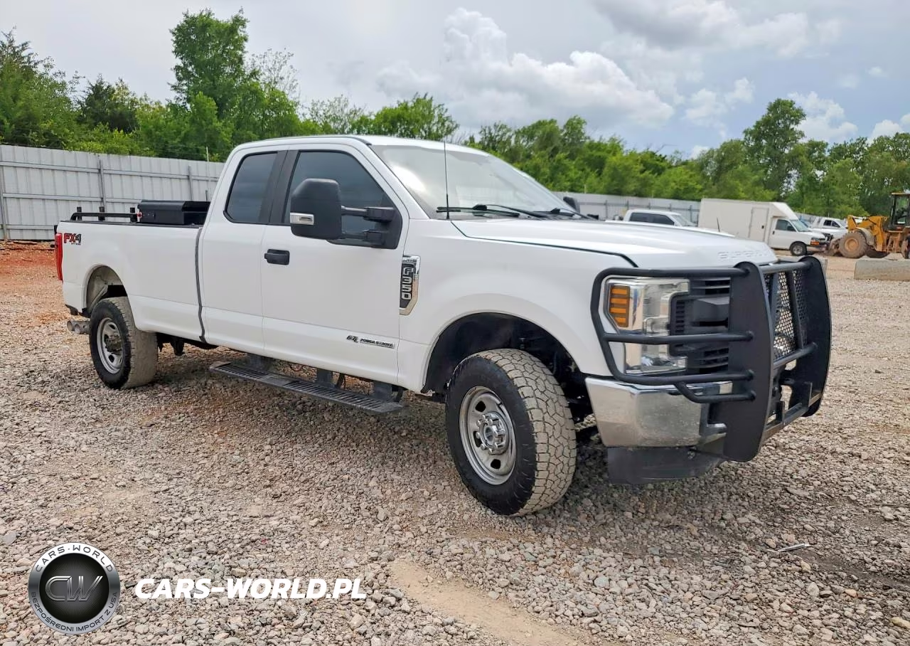2018 Ford F350 Super Duty VIN:1FT8X3BT5JEC12484 - 4