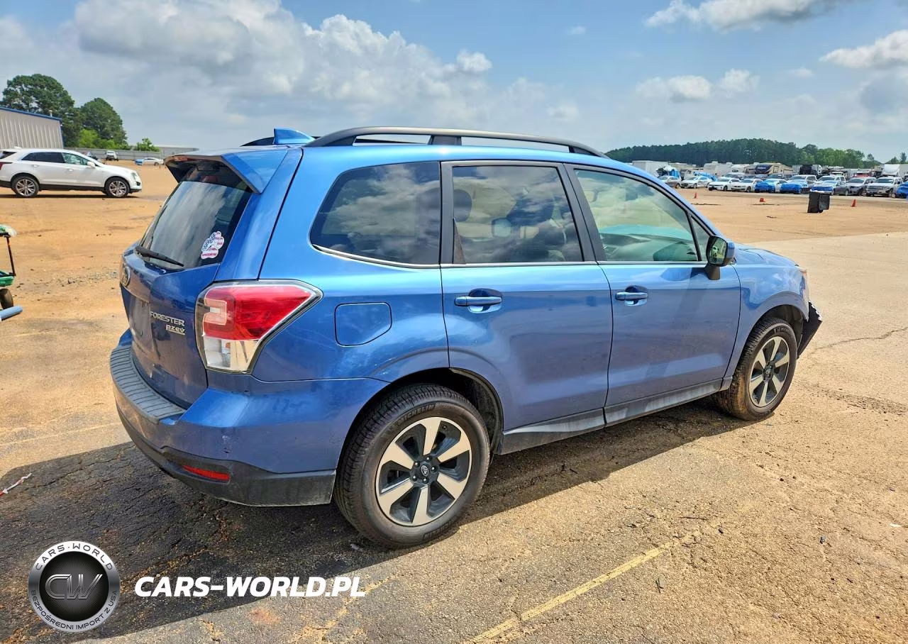 2017 Subaru Forester 2.5I Premium VIN:JF2SJAGC7HH564450 - 3