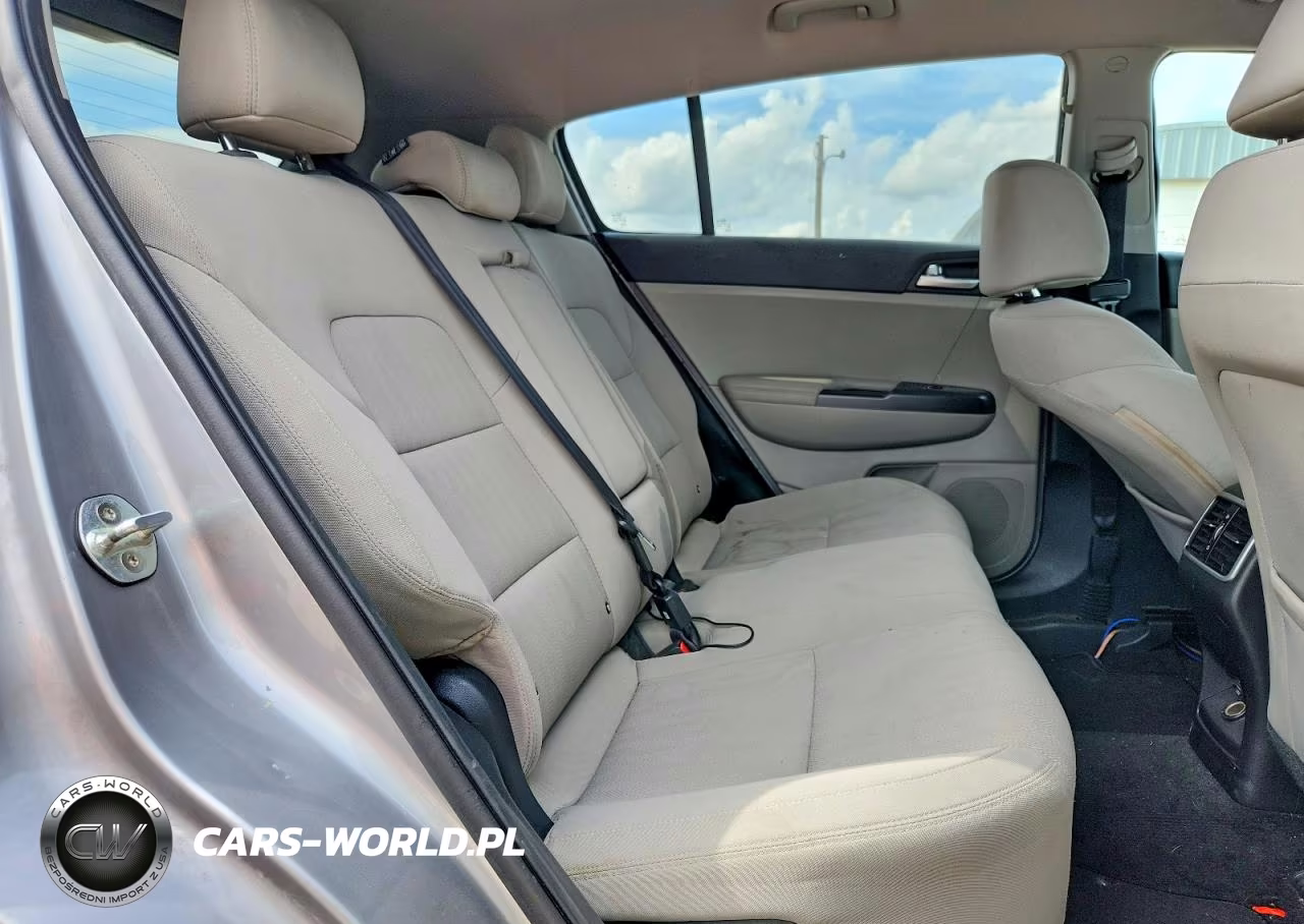 2020 Kia Sportage Lx VIN:KNDPMCAC7L7814784 - 11