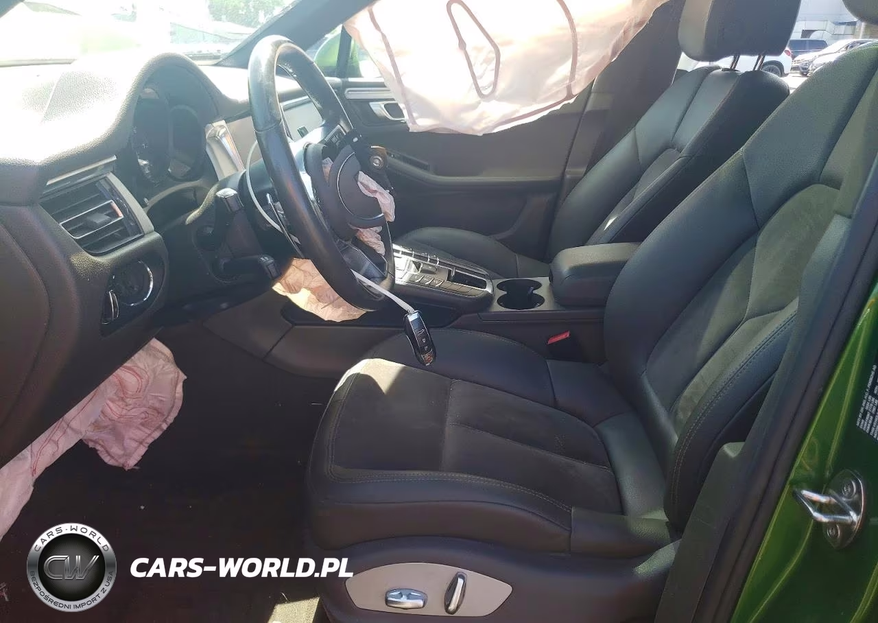 2020 Porsche Macan VIN:WP1AA2A53LLB00988 - 7