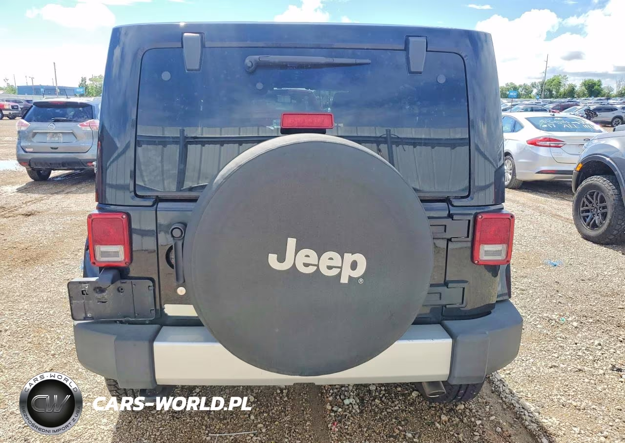 2012 Jeep Wrangler Unlimited Sahara VIN:1C4BJWEG4CL153031 - 6
