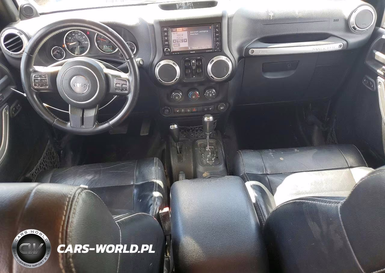 2012 Jeep Wrangler Unlimited Sahara VIN:1C4BJWEG4CL153031 - 8