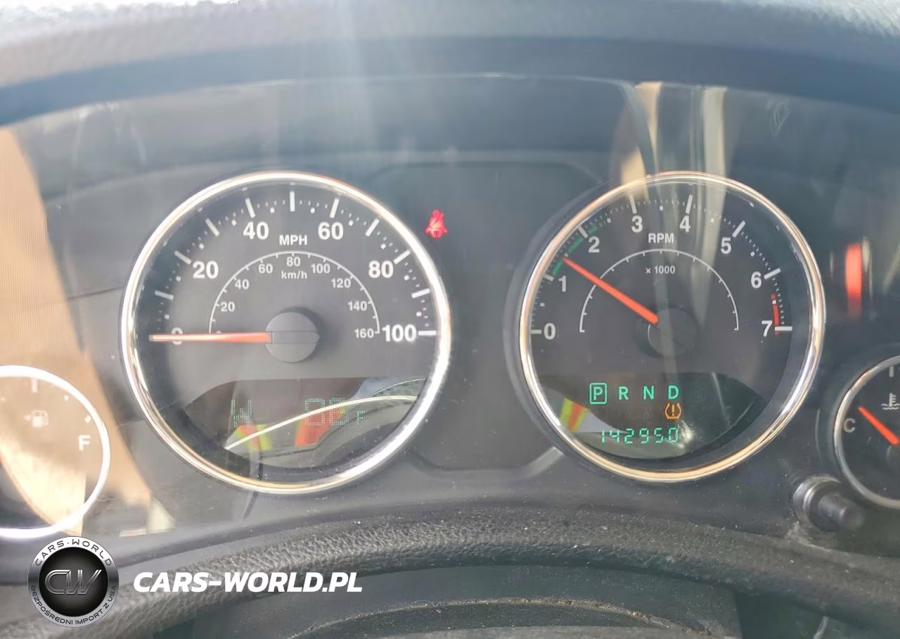 2012 Jeep Wrangler Unlimited Sahara VIN:1C4BJWEG4CL153031 - 9