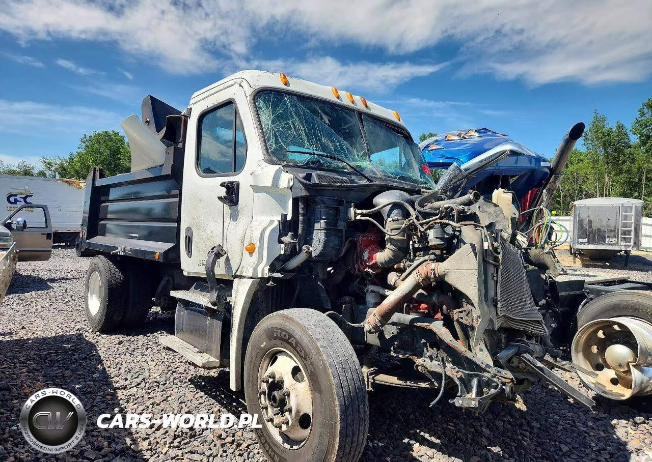 2014 Freightliner Cascadia Dump Truck