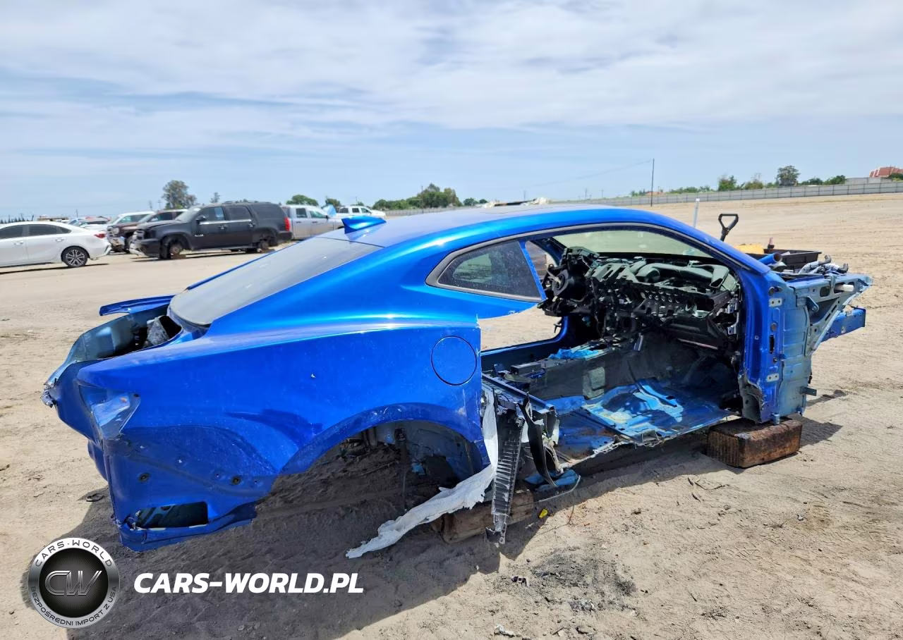 2017 Chevrolet Camaro Ss VIN:1G1FG1R77H0158609 - 3