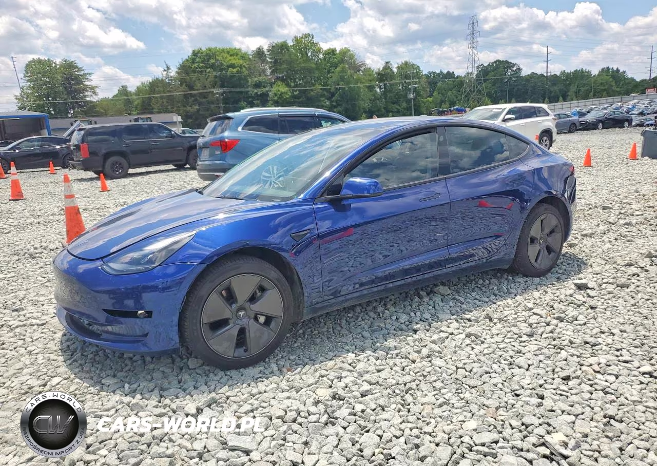 2023 Tesla Model 3 – zdjęcie 1 z 13