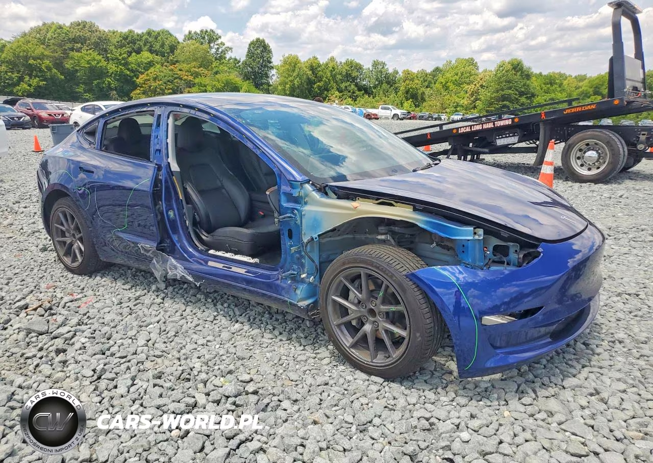 2023 Tesla Model 3 VIN:5YJ3E1EA6PF639128 - 4