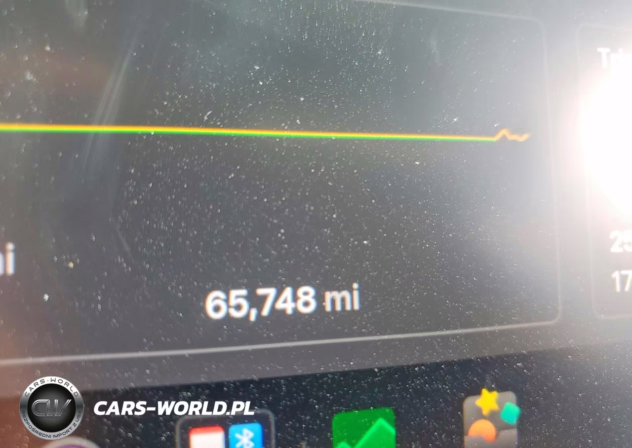 2023 Tesla Model 3 VIN:5YJ3E1EA6PF639128 - 9