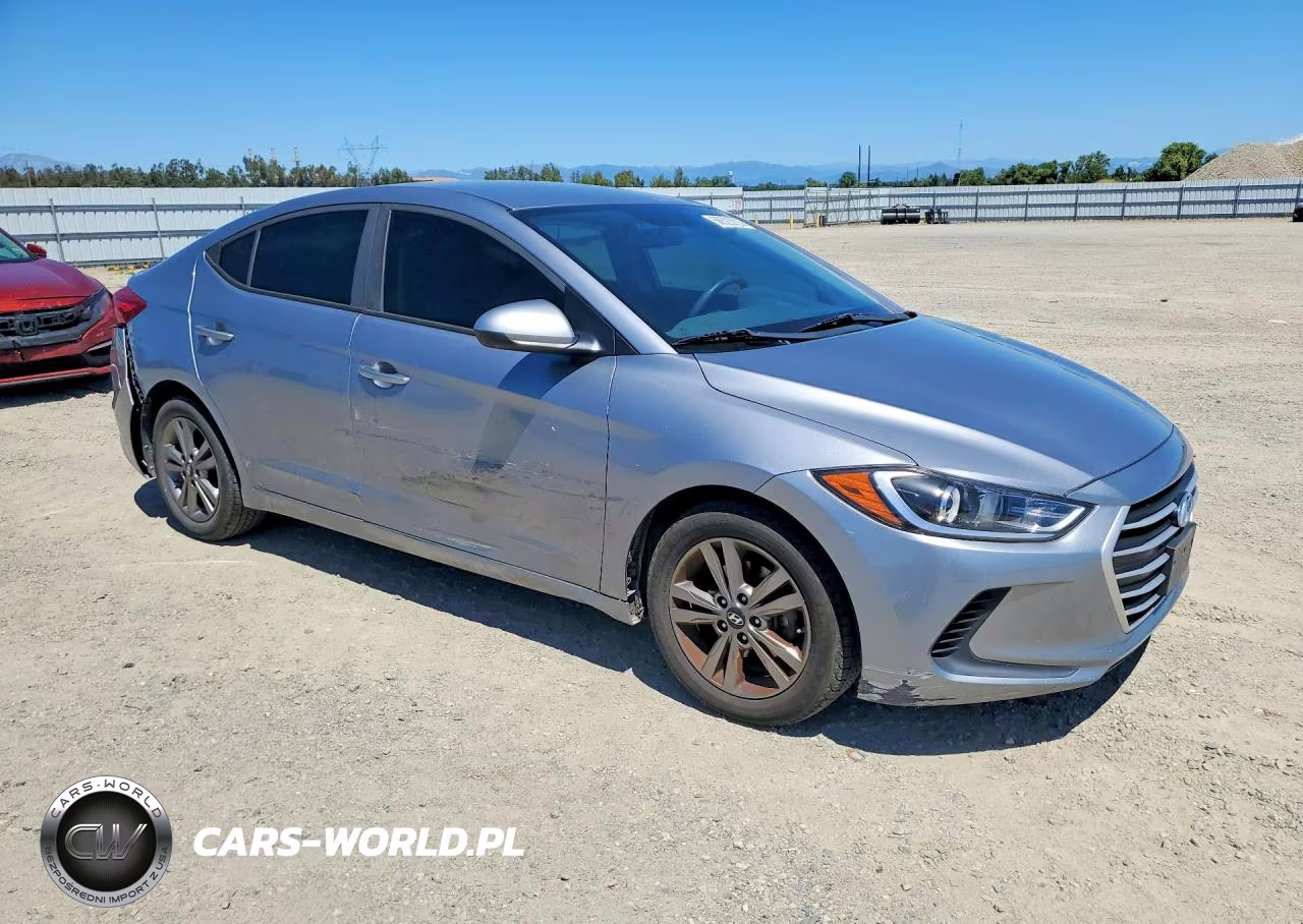 2017 Hyundai Elantra Se VIN:5NPD84LF3HH004639 - 4