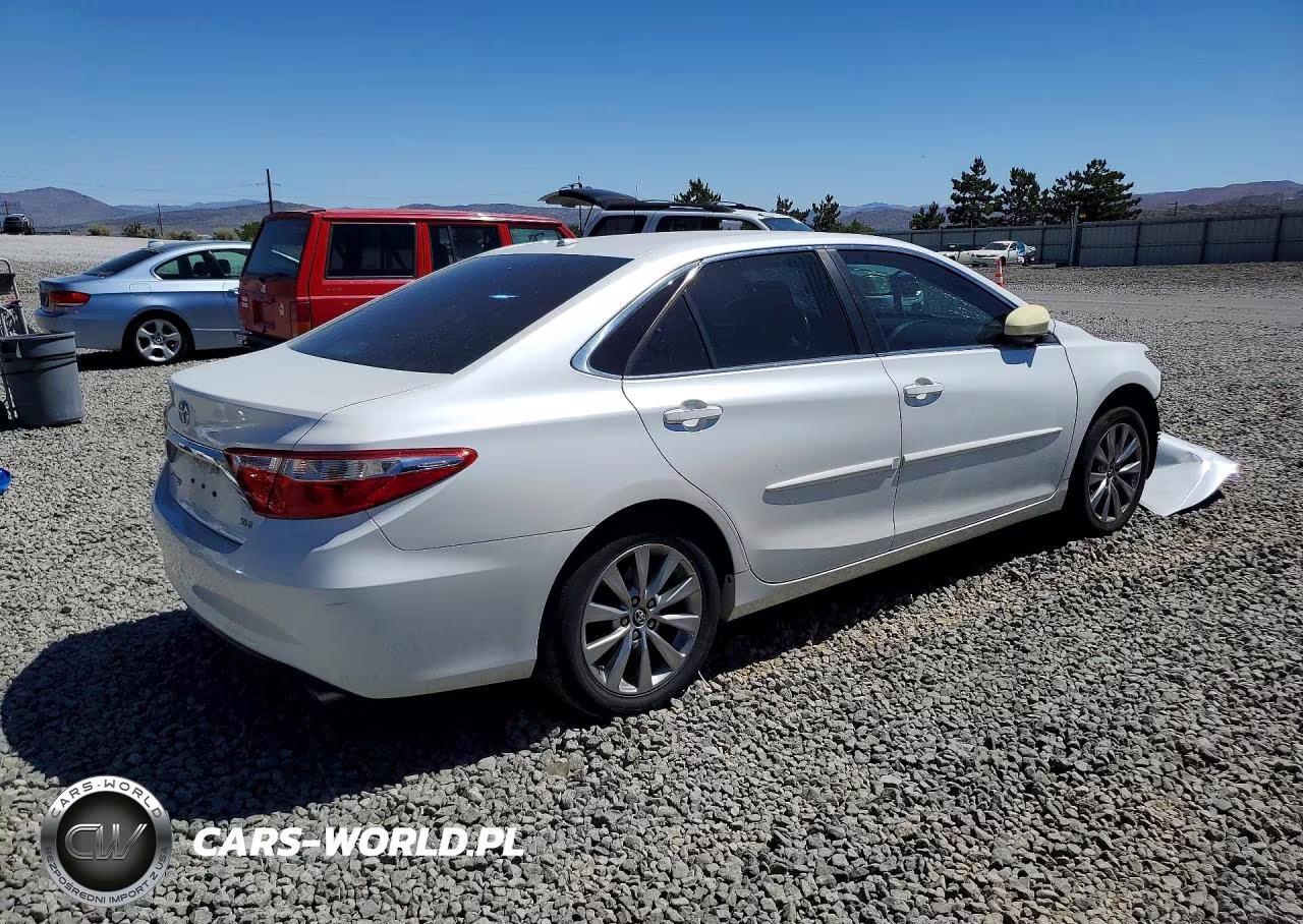 2017 Toyota Camry Xle VIN:4T1BF1FK0HU291833 - 3