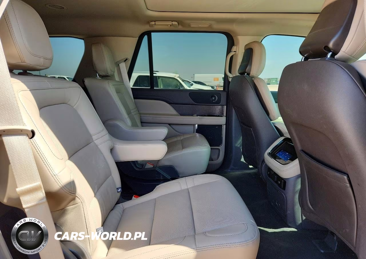 2024 Lincoln Navigator VIN:5LMJJ2NG4REL23351 - 11