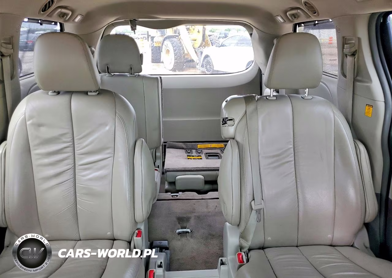 2012 Toyota Sienna Xle V6 8 Passenger VIN:5TDYK3DC4CS231407 - 10