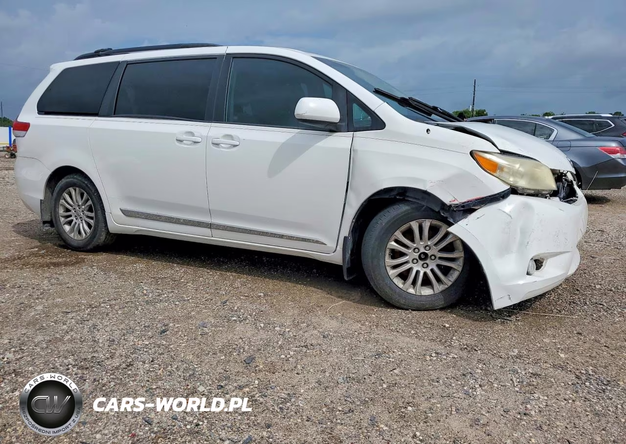 2012 Toyota Sienna Xle V6 8 Passenger VIN:5TDYK3DC4CS231407 - 4
