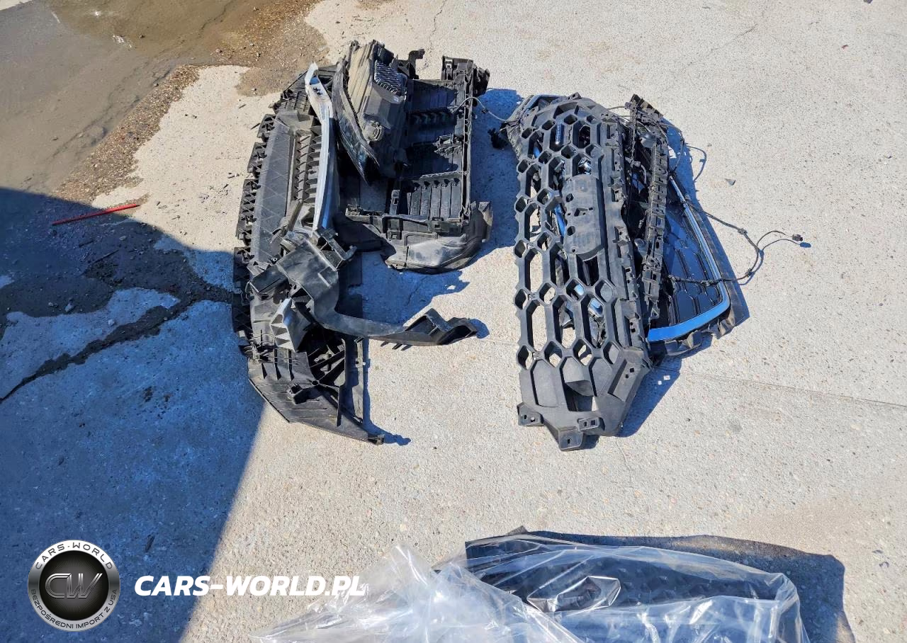 2022 Audi Q5 Premium Plus 45 VIN:WA1EAAFY5N2043096 - 13