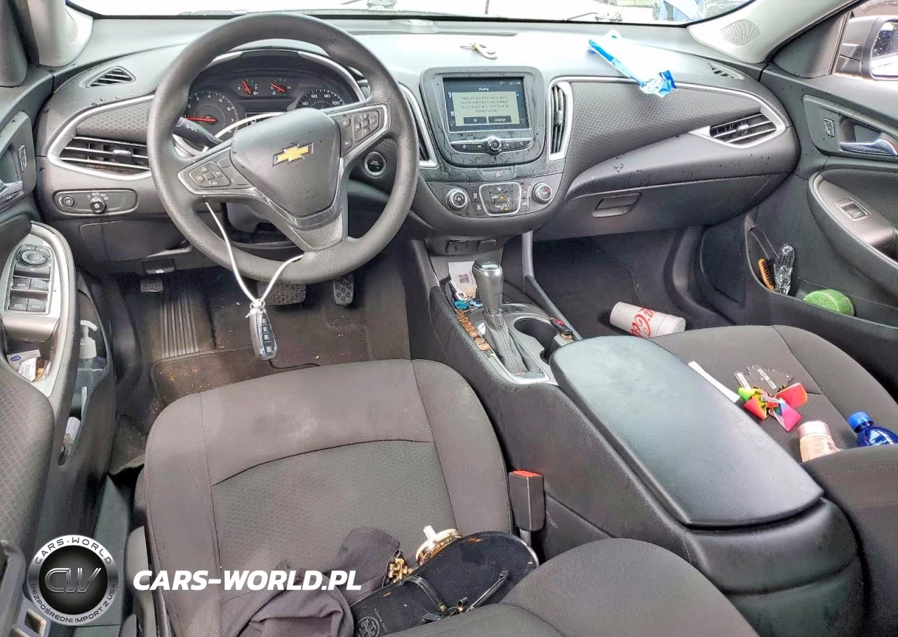 2018 Chevrolet Malibu Ls VIN:1G1ZB5ST5JF111088 - 8