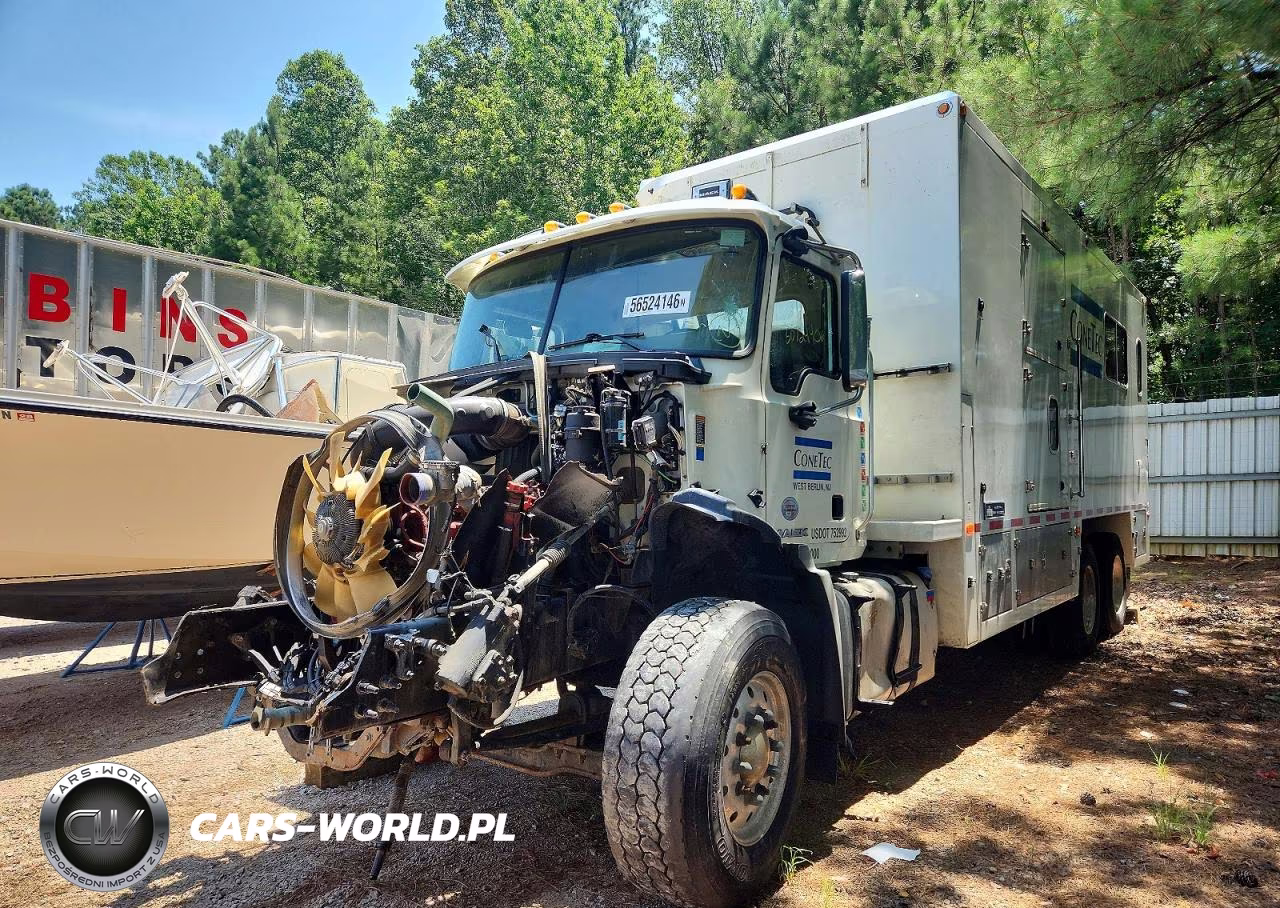 2018 Mack Granite Box Truck VIN:1M2AX13C8JM042255 - 2