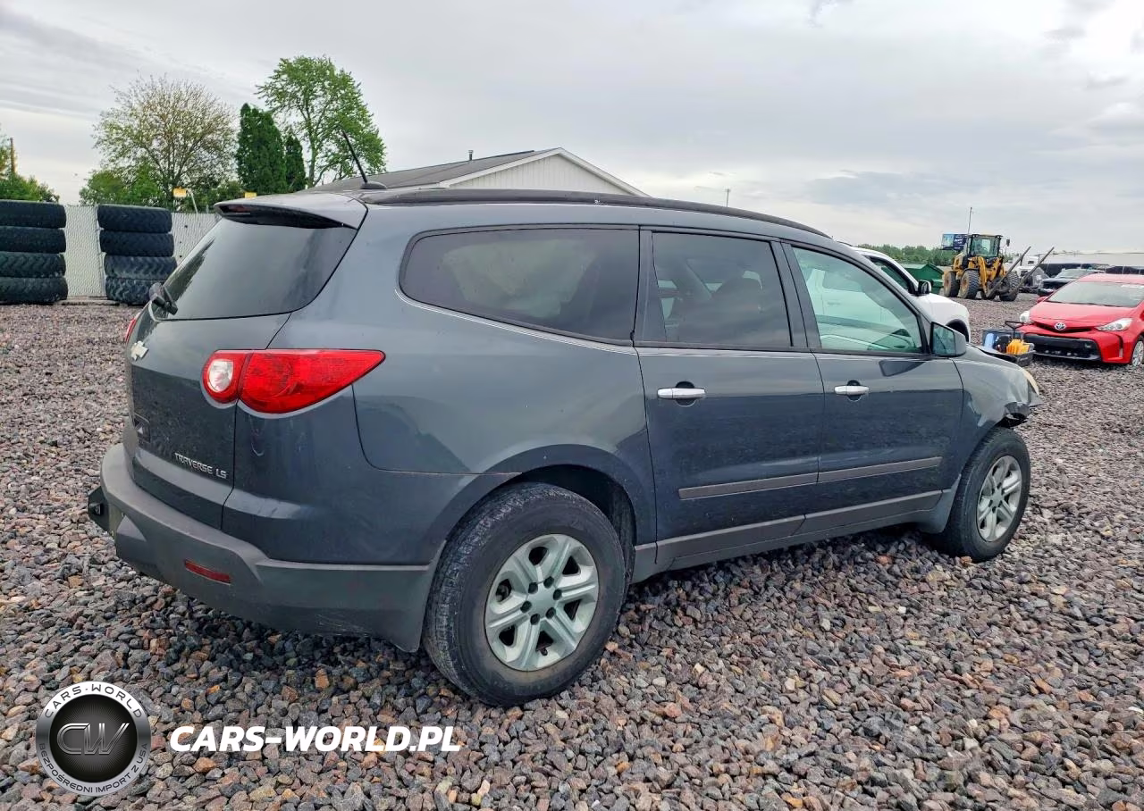 2011 Chevrolet Traverse Ls VIN:1GNKVFED0BJ344621 - 3