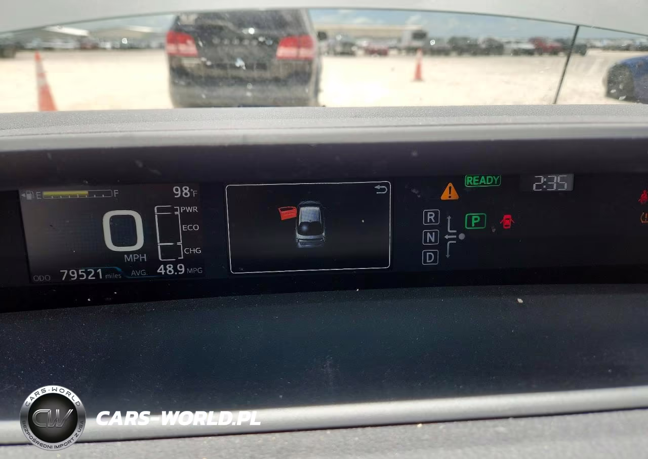 2018 Toyota Prius Four Touring VIN:JTDKARFU4J3059671 - 9