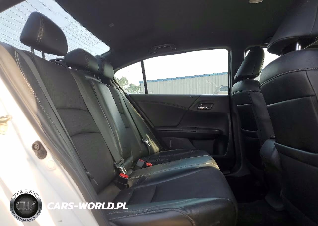 2016 Honda Accord Sport VIN:1HGCR2F50GA073683 - 10