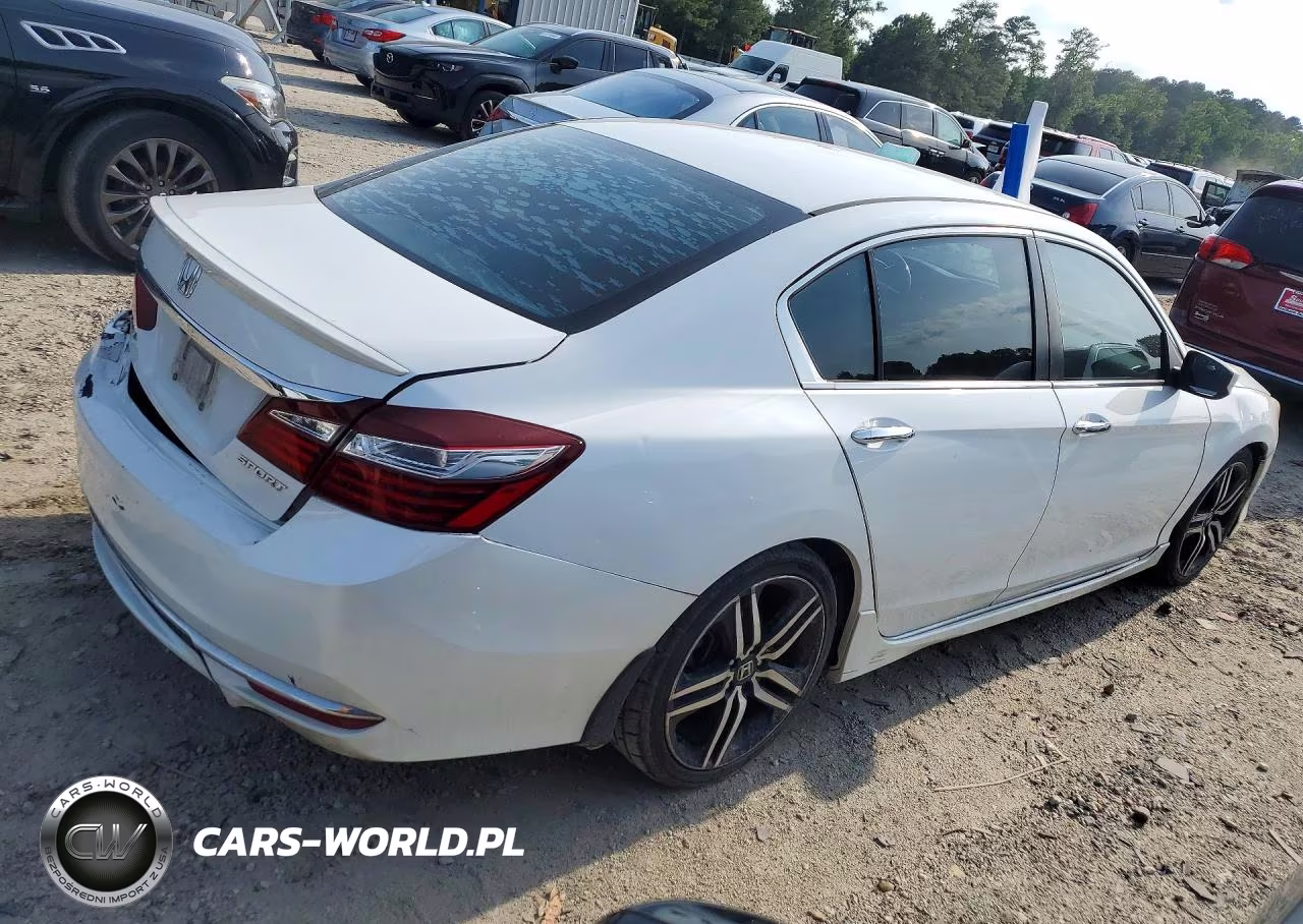 2016 Honda Accord Sport VIN:1HGCR2F50GA073683 - 3