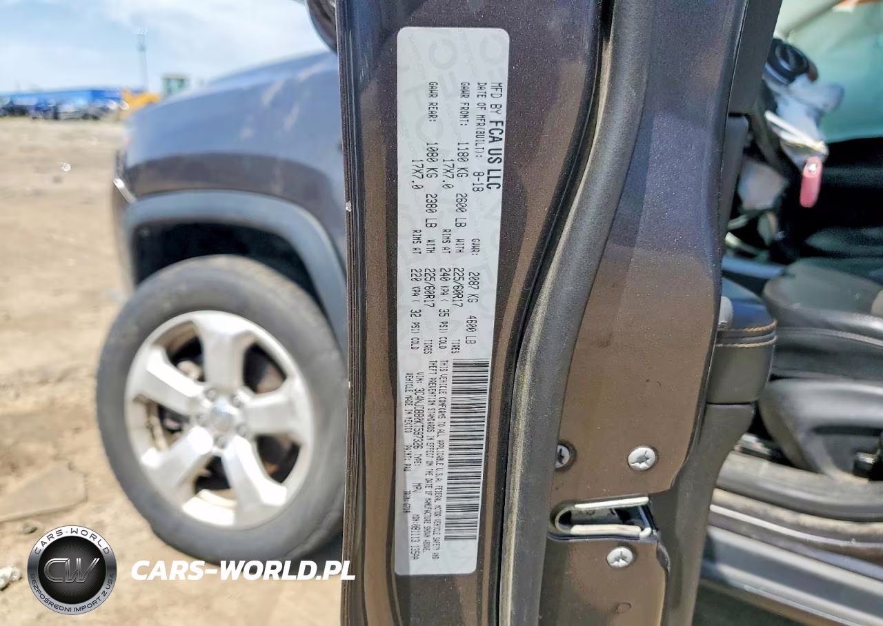 2019 Jeep Compass Latitude VIN:3C4NJDBB0KT597326 - 13
