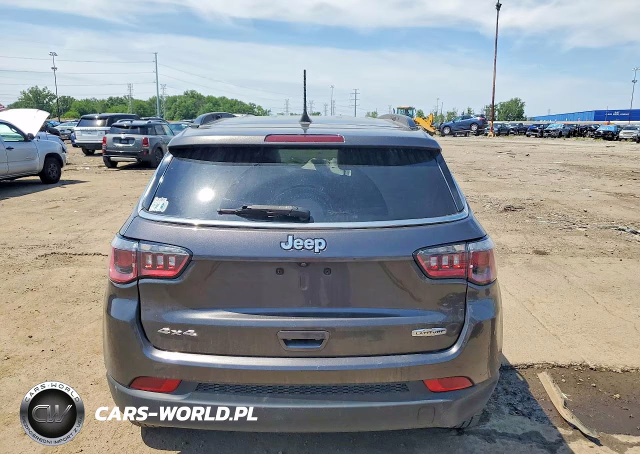 2019 Jeep Compass Latitude VIN:3C4NJDBB0KT597326 - 6