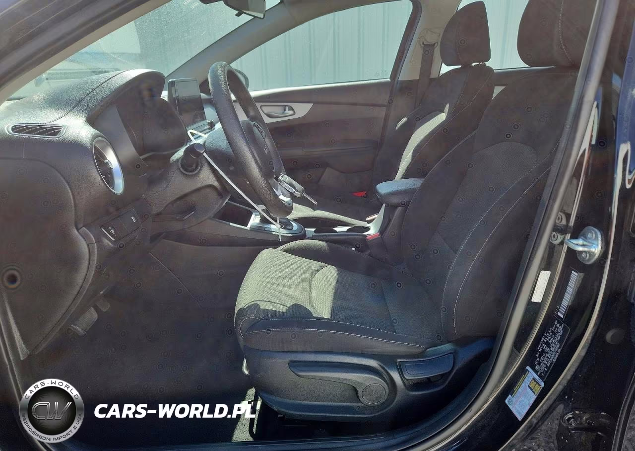 2024 Kia Forte Lxs VIN:3KPF24AD4RE739969 - 7