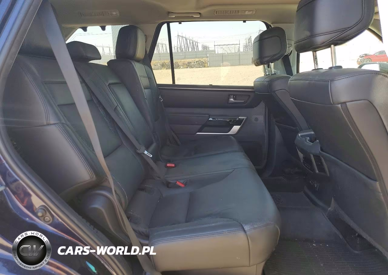 2024 Toyota Sequoia Limited VIN:7SVAAABA5RX039531 - 10