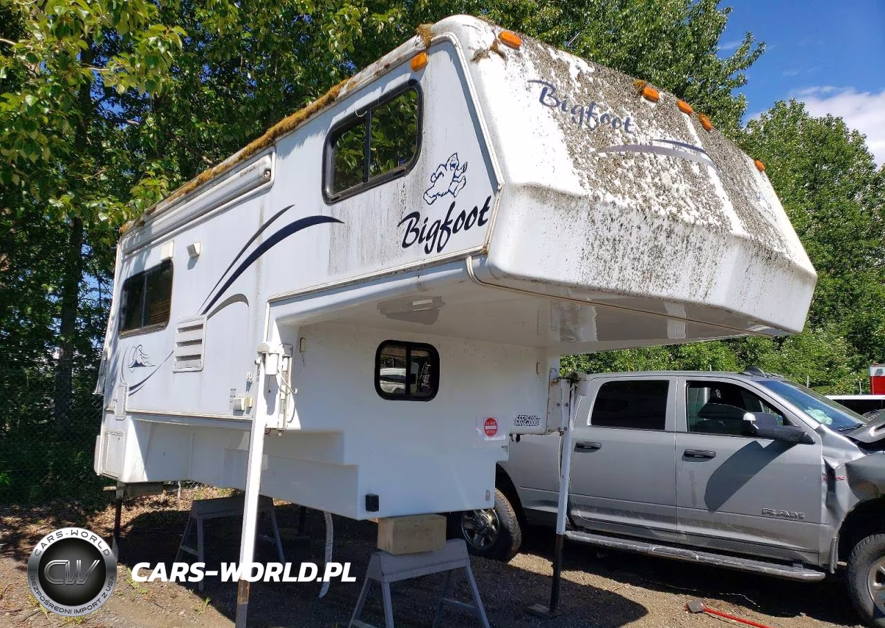 2004 Bigfoot Camper
