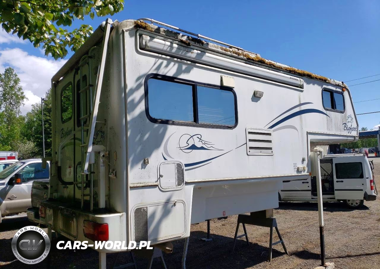 2004 Bigfoot Camper VIN:2GVC101144S013573 - 4