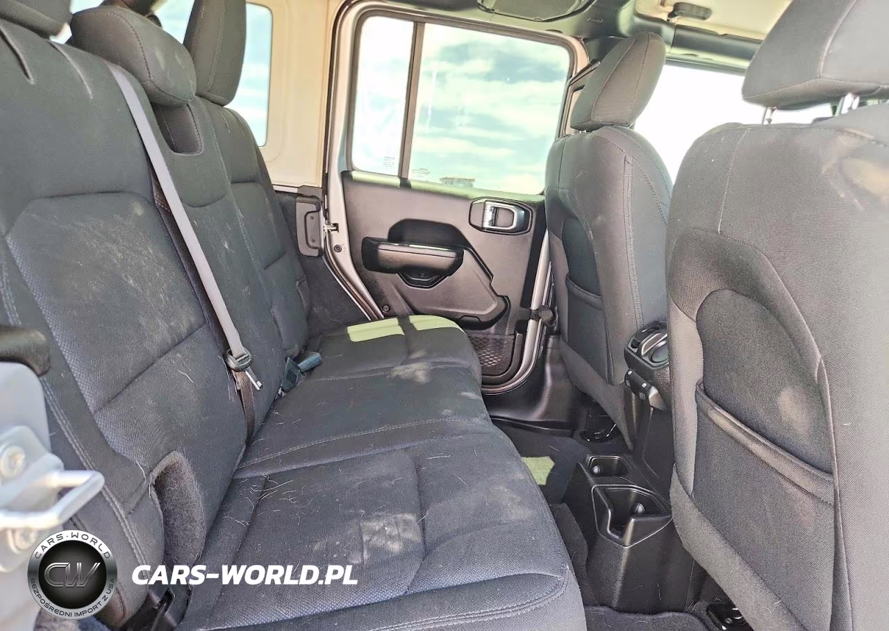 2019 Jeep Wrangler Unlimited Sport VIN:1C4HJXDN3KW576437 - 11