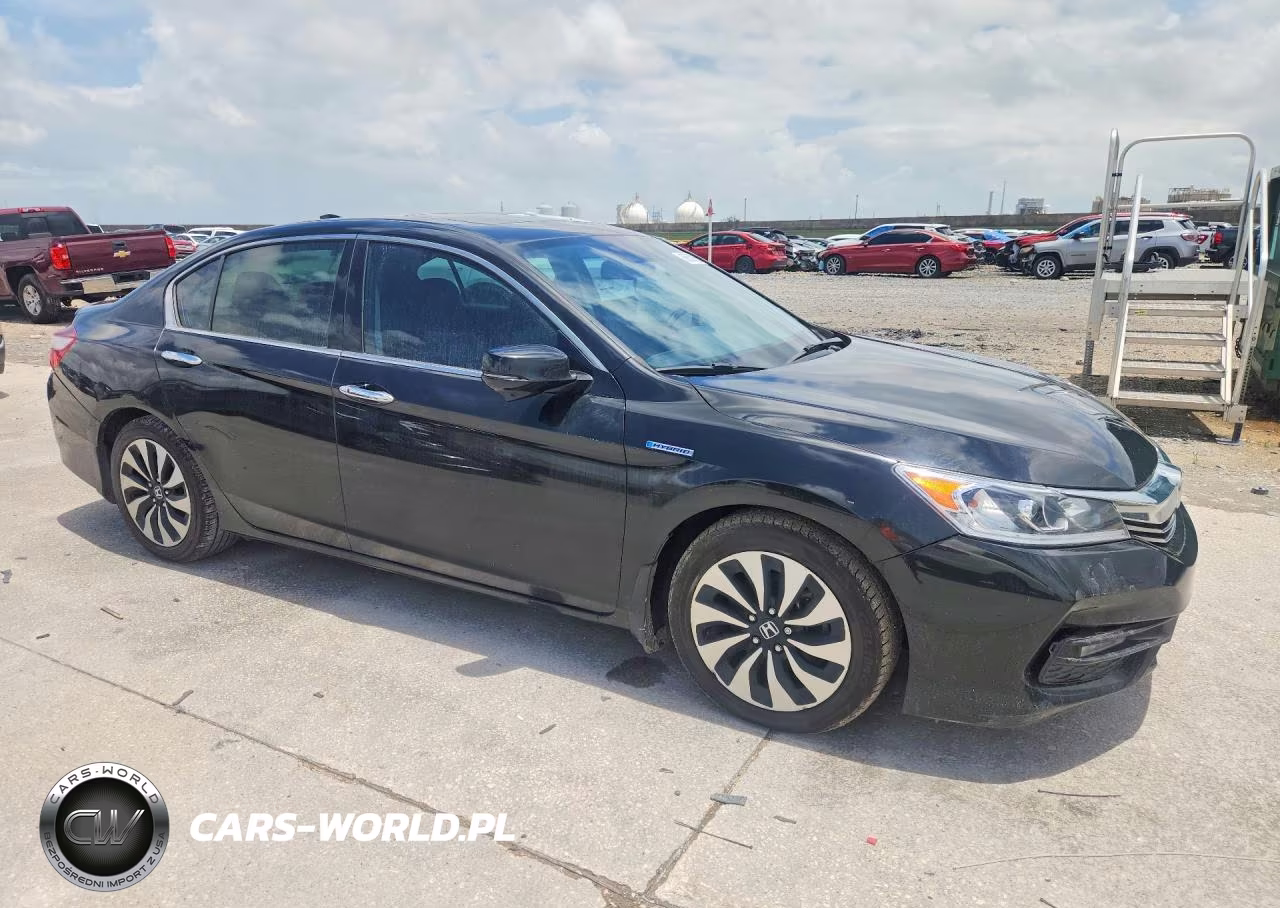 2017 Honda Accord Hybrid Exl VIN:JHMCR6F53HC021958 - 4