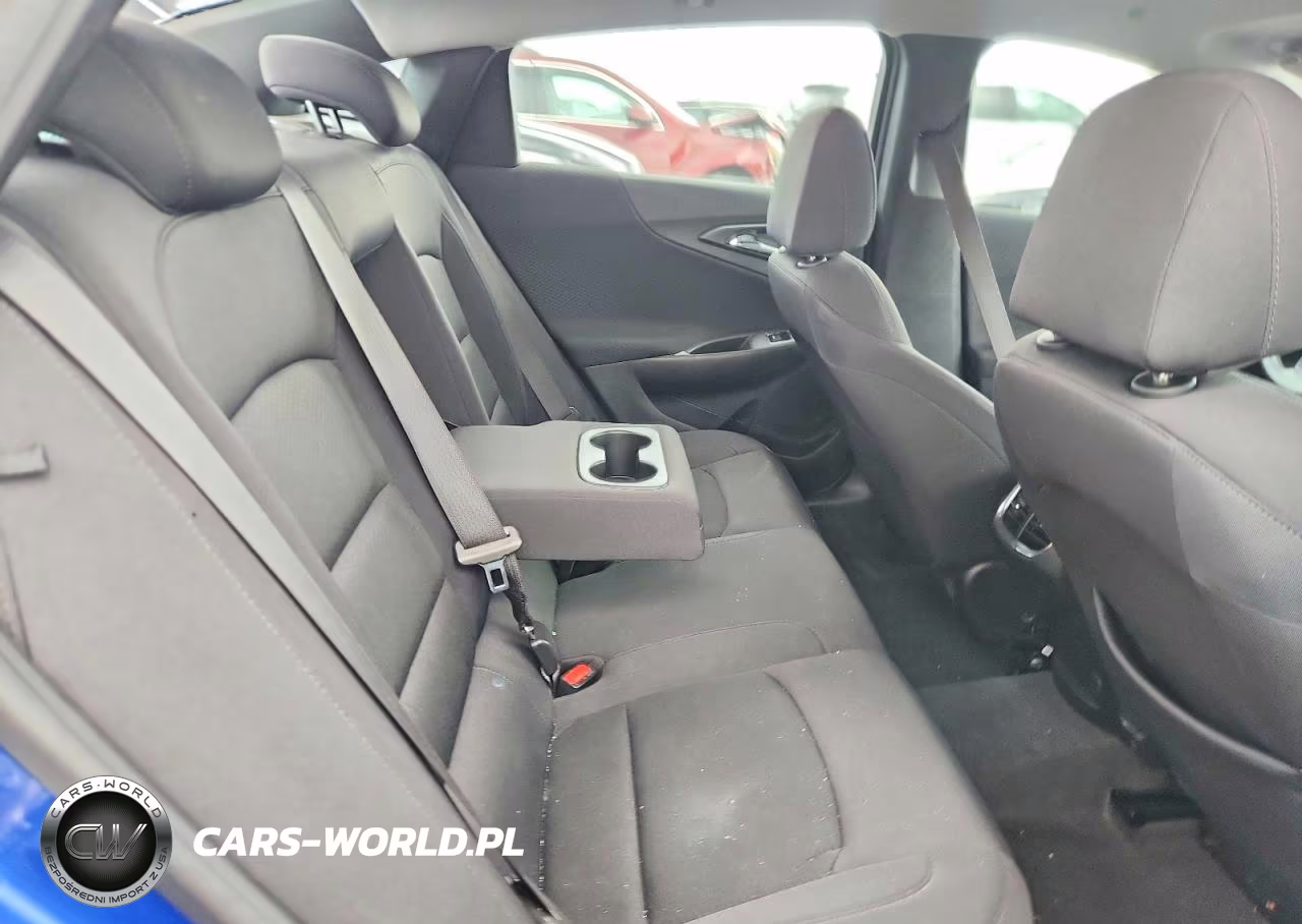 2023 Chevrolet Malibu VIN:1G1ZD5ST4PF242063 - 10
