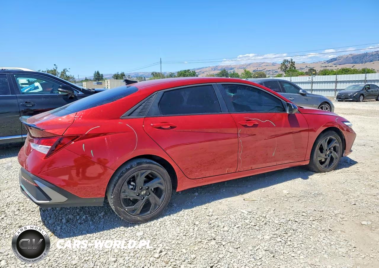 2026 Hyundai Elantra Sel Sport VIN:KMHLM4DG8TU099479 - 3