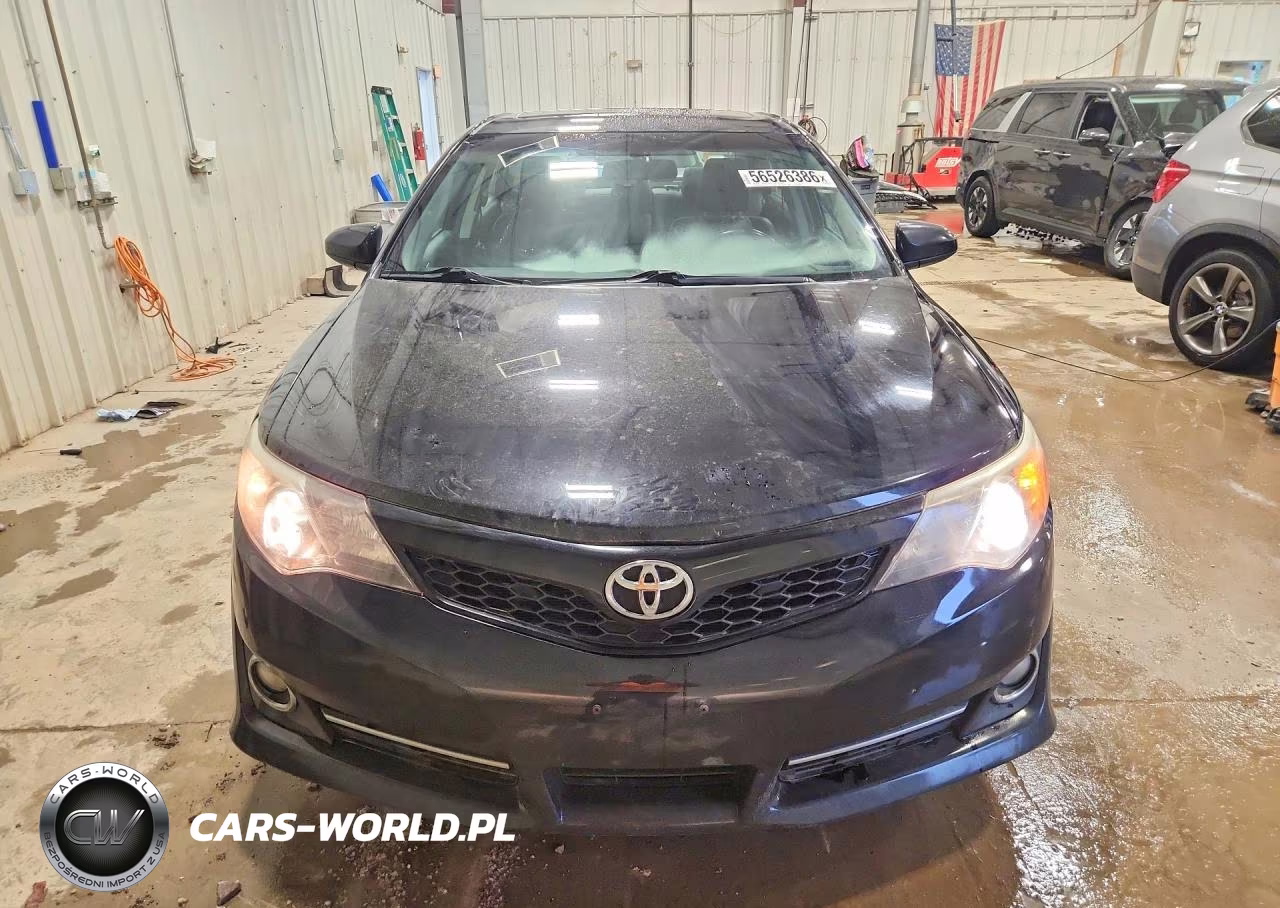 2014 Toyota Camry Se Sport VIN:4T1BF1FK4EU399545 - 5