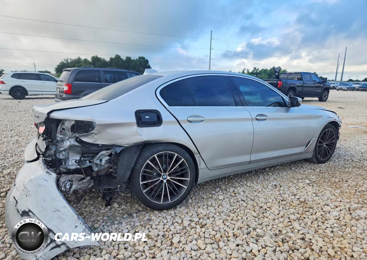 2021 BMW 530 Xi VIN:WBA13BJ01MWX05301 - 3