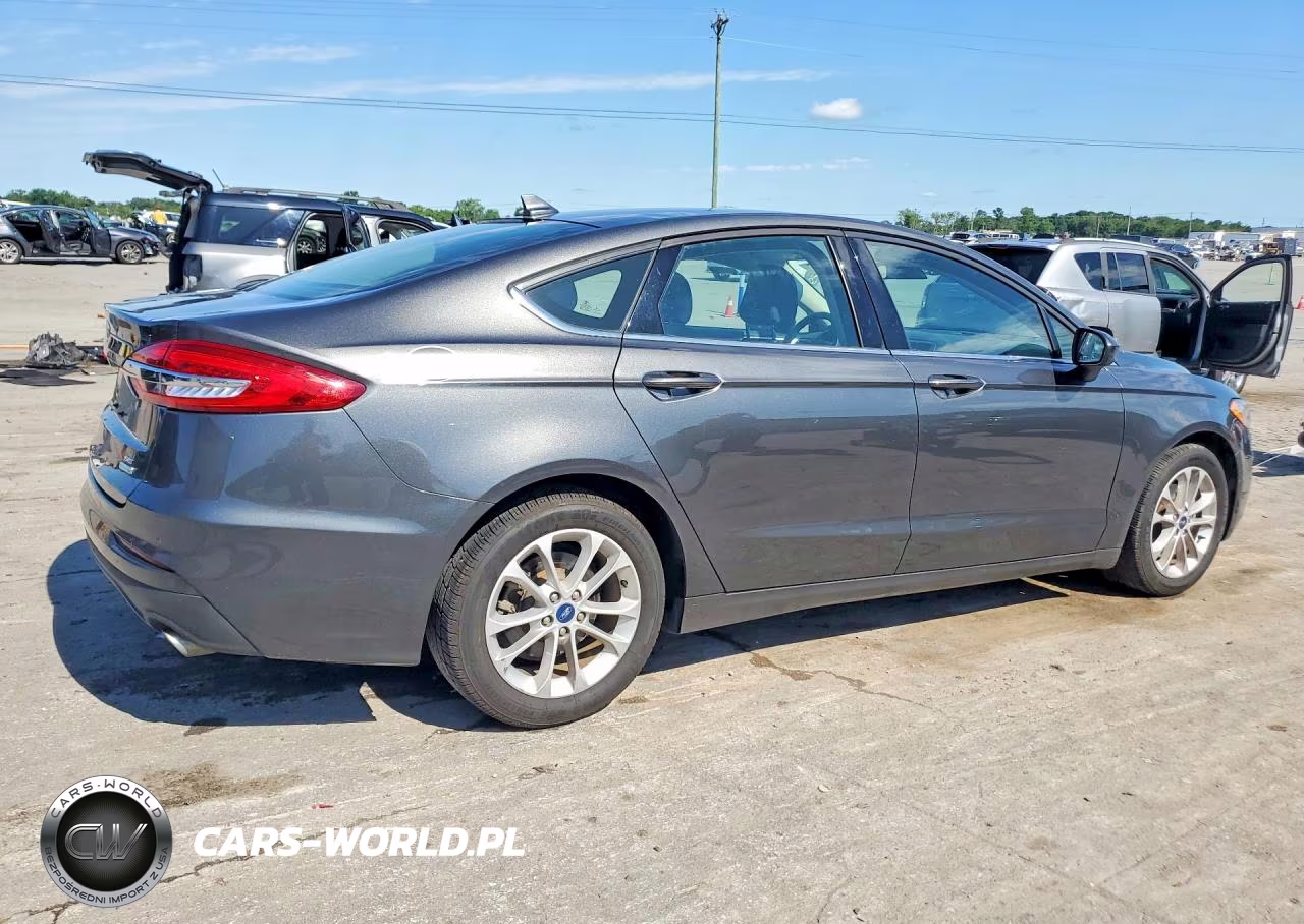 2020 Ford Fusion Se VIN:3FA6P0HD4LR218174 - 3