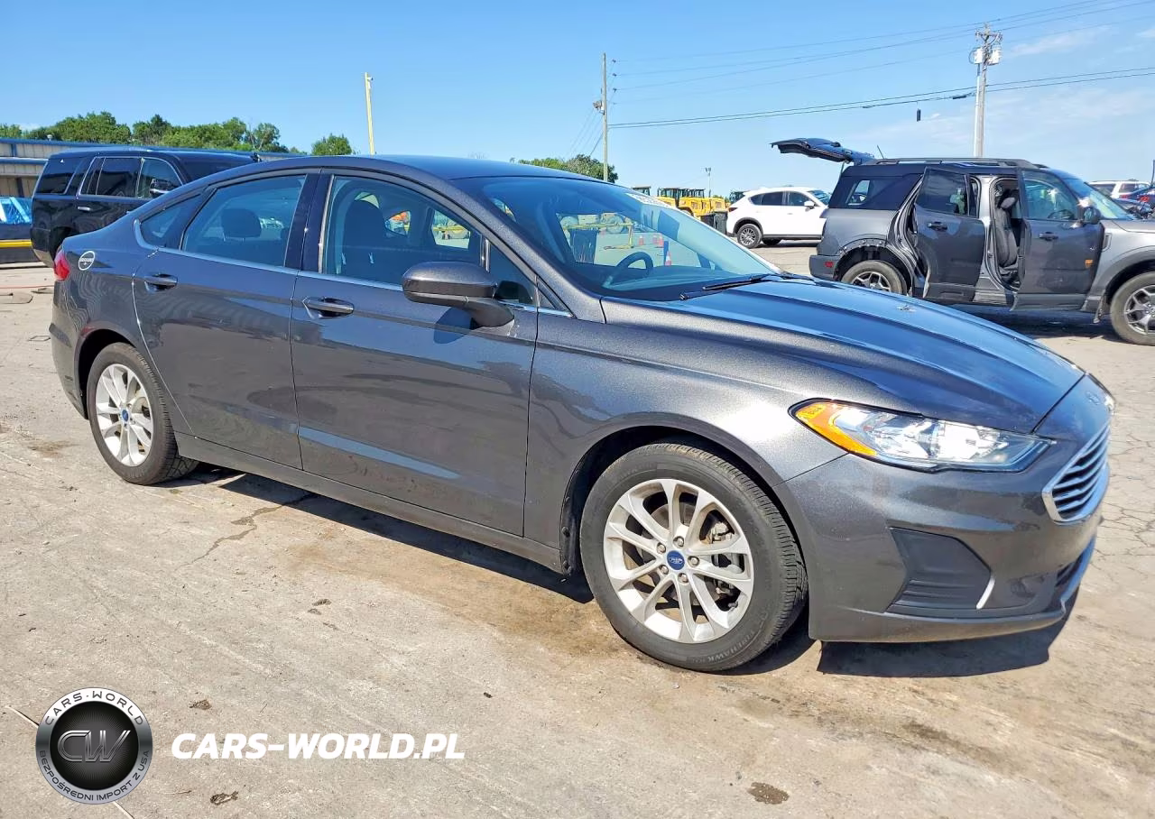 2020 Ford Fusion Se VIN:3FA6P0HD4LR218174 - 4