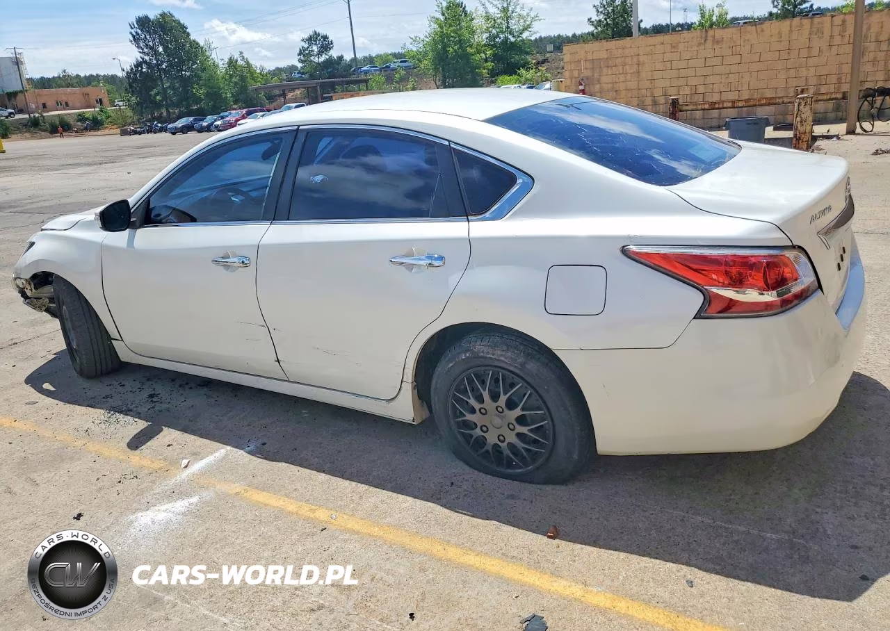 2015 Nissan Altima 2.5 S VIN:1N4AL3APXFC243918 - 2