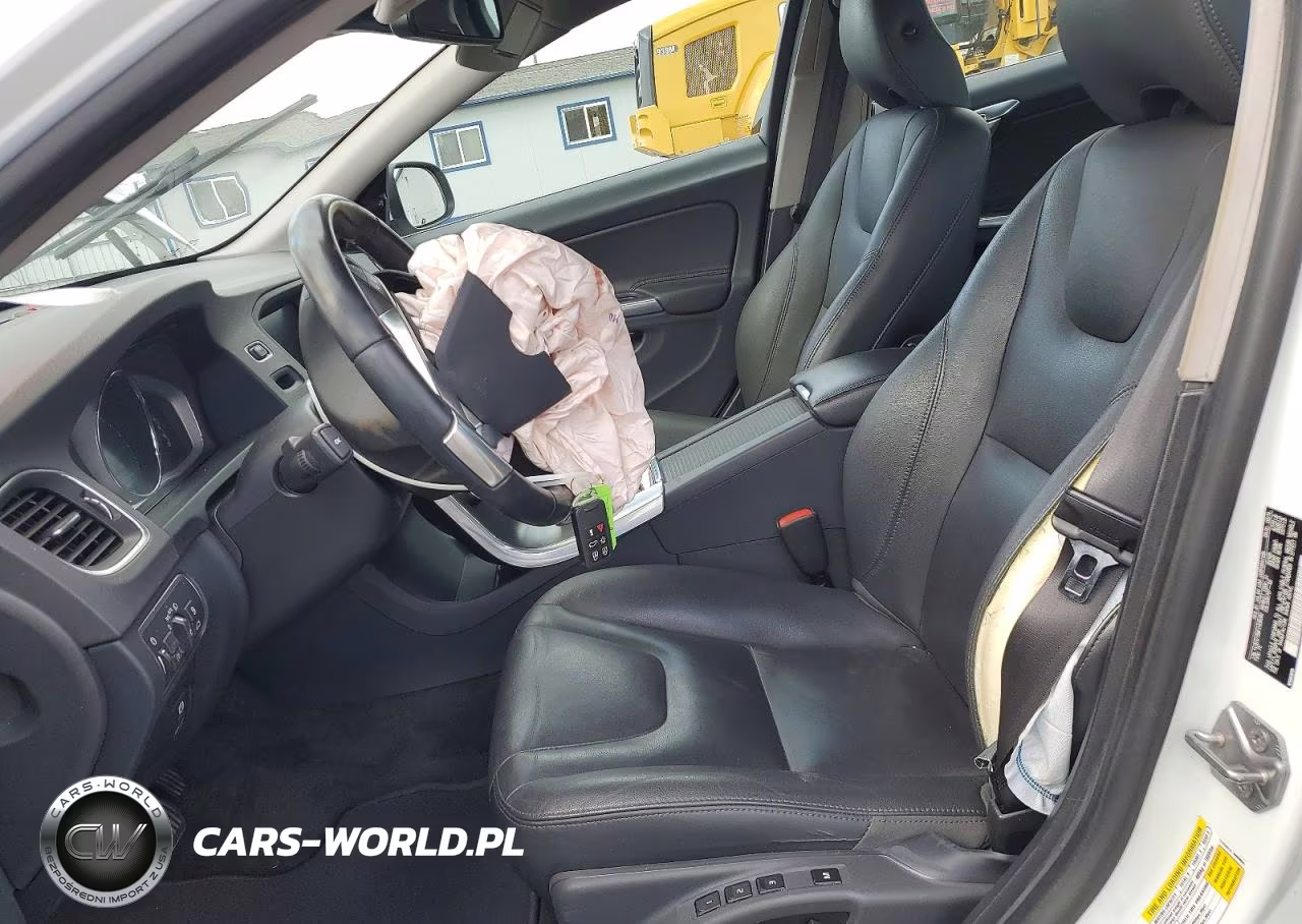 2015 Volvo S60 Premier VIN:YV1612TB8F2308282 - 7