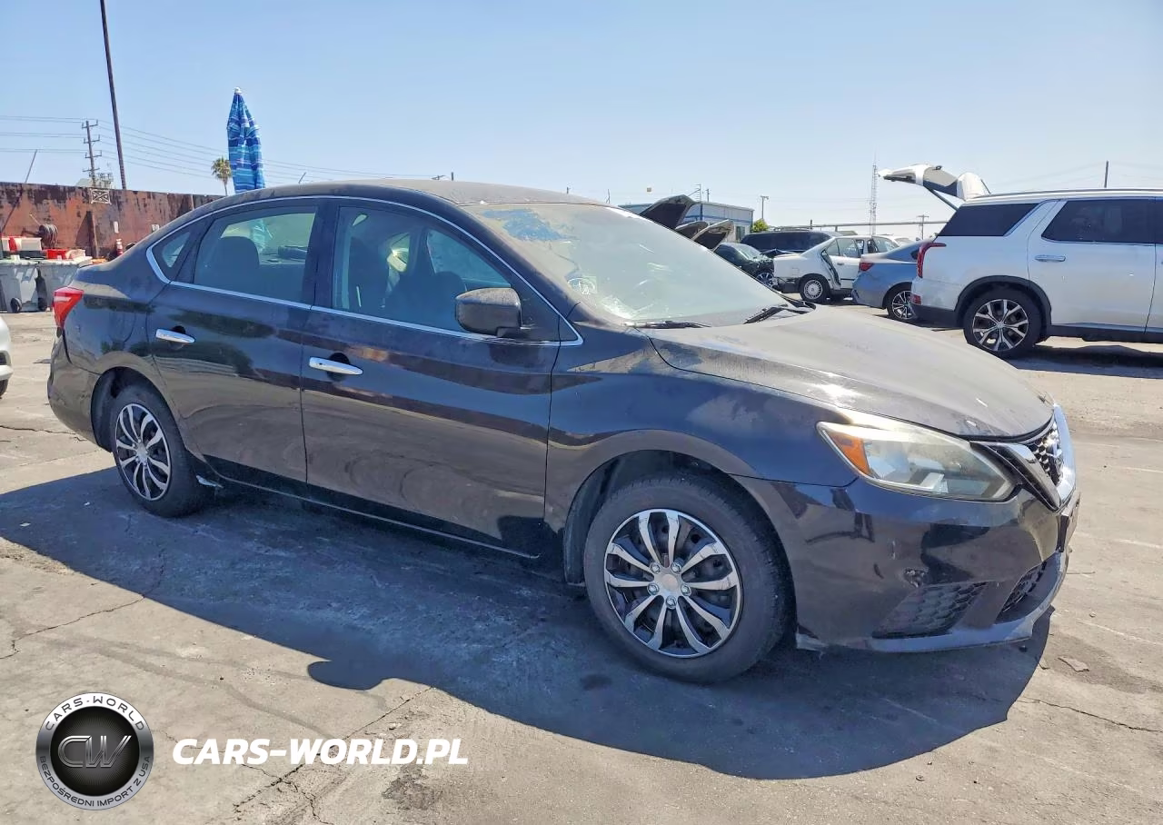 2018 Nissan Sentra Sv VIN:3N1AB7AP2JL660227 - 4