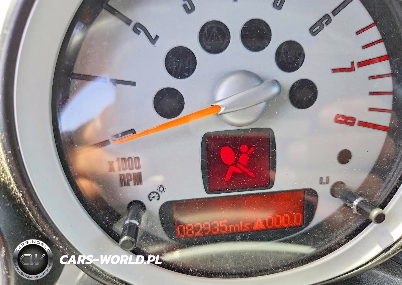 2010 Mini Cooper VIN:WMWMR3C56ATU98427 - 9