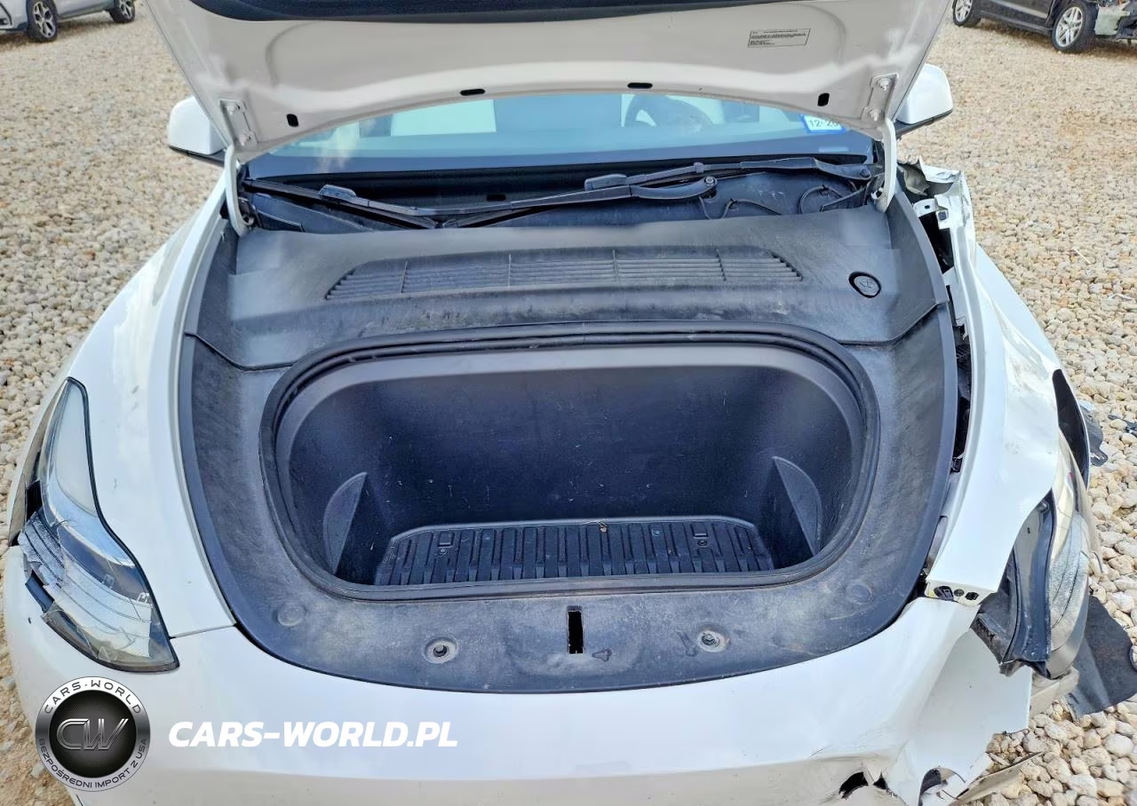 2022 Tesla Model Y VIN:7SAYGAEE6NF487323 - 11