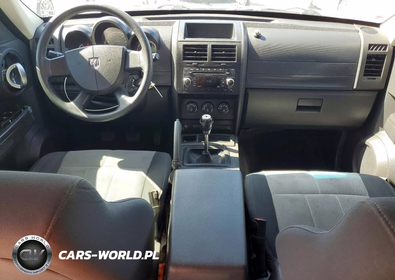 2007 Dodge Nitro Sxt VIN:1D8GT28K17W556317 - 8
