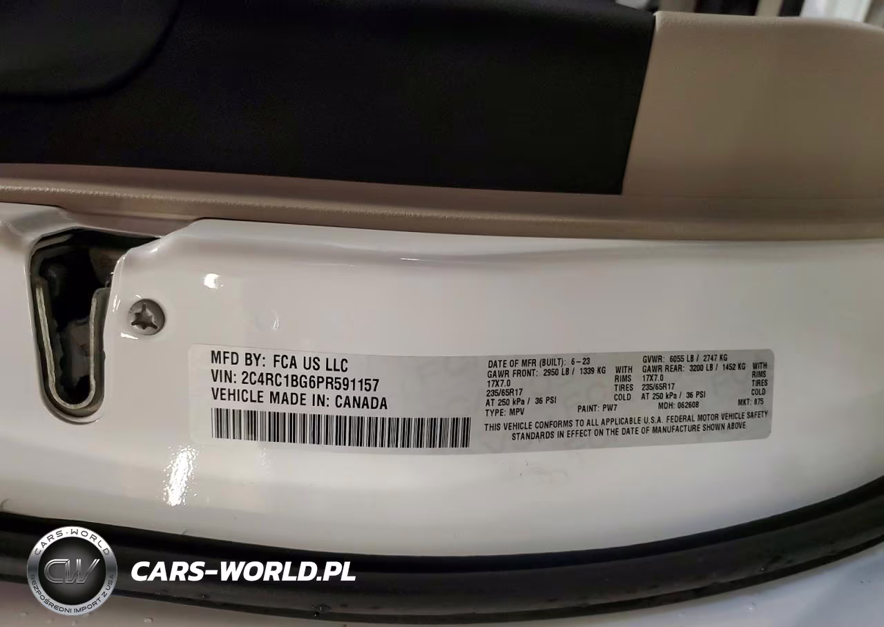 2023 Chrysler Pacifica Touring L VIN:2C4RC1BG6PR591157 - 13