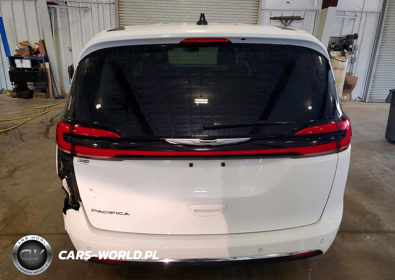 2023 Chrysler Pacifica Touring L VIN:2C4RC1BG6PR591157 - 6