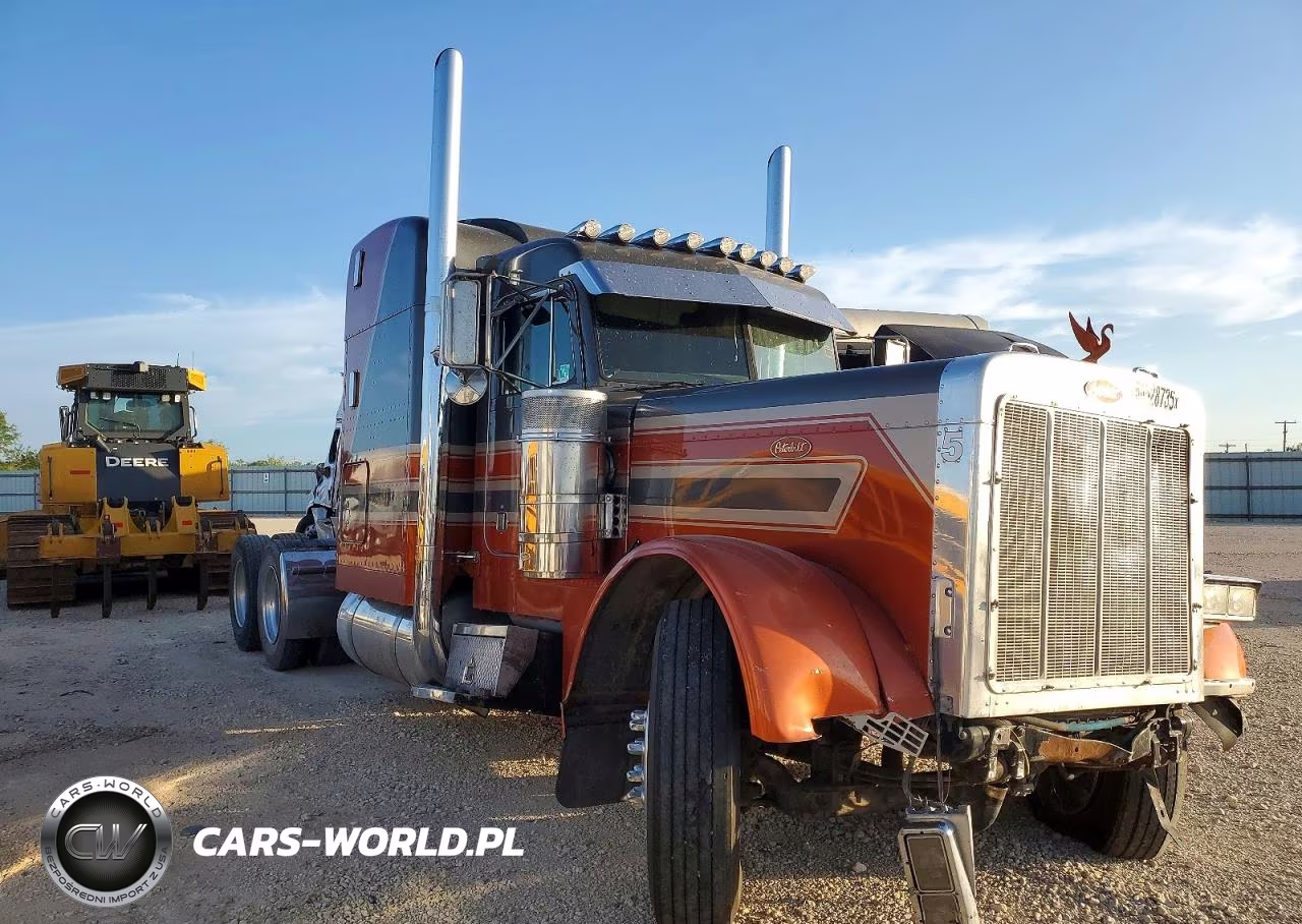 2002 Peterbilt 379 Semi Truck